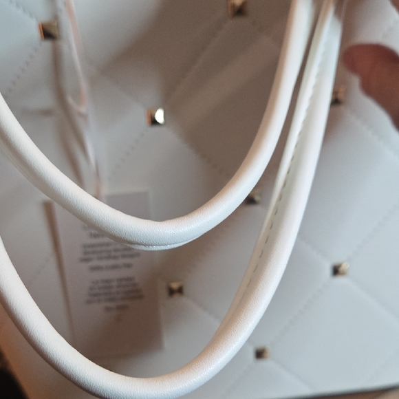 White Quilted Women's Bag - Picture 4 of 12